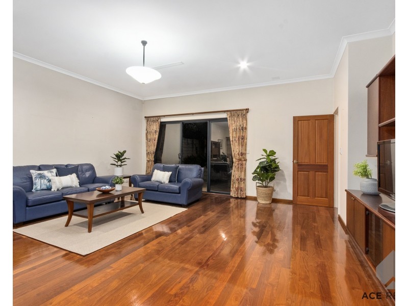 81A Tweeddale Road, Applecross WA 6153