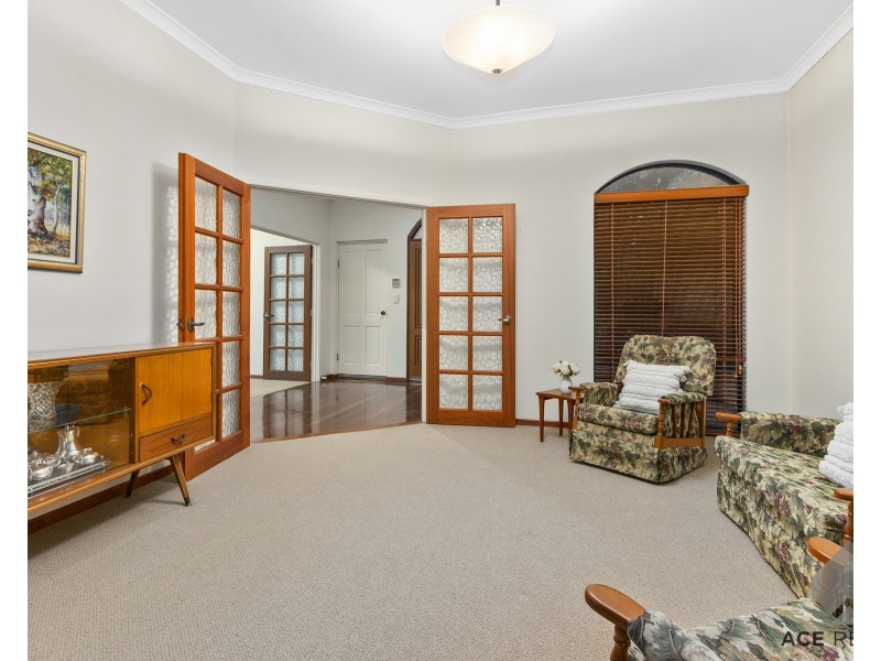 81A Tweeddale Road, Applecross WA 6153