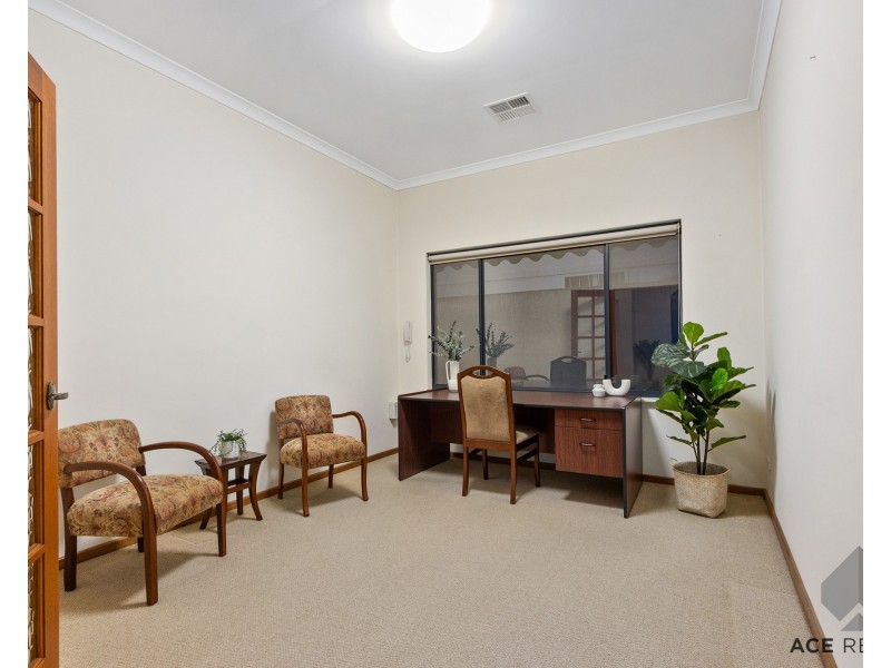 81A Tweeddale Road, Applecross WA 6153