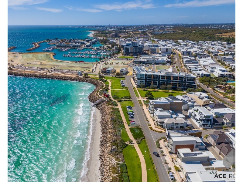 15 Orsino Boulevard, North Coogee WA 6163