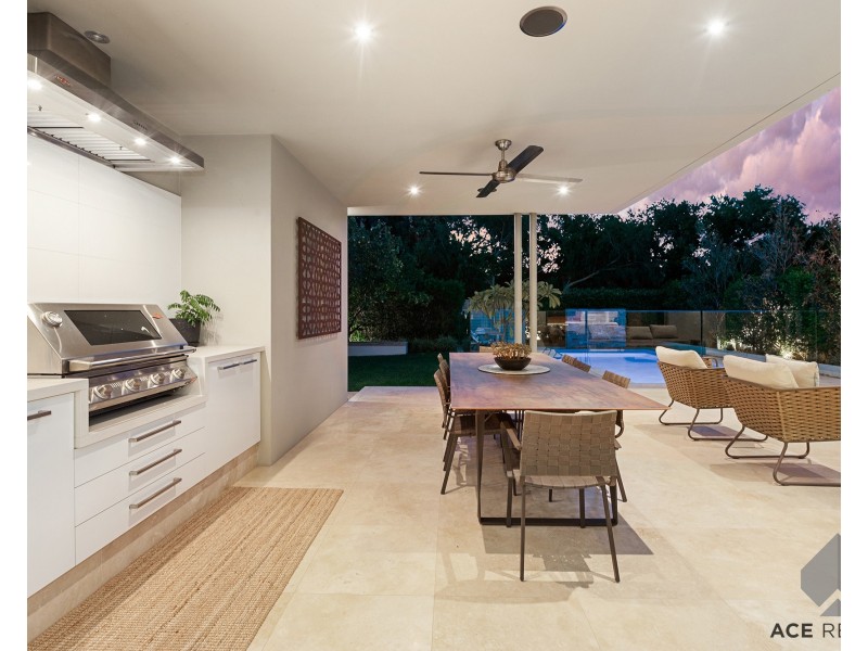 10 Kinross Road, Applecross WA 6153