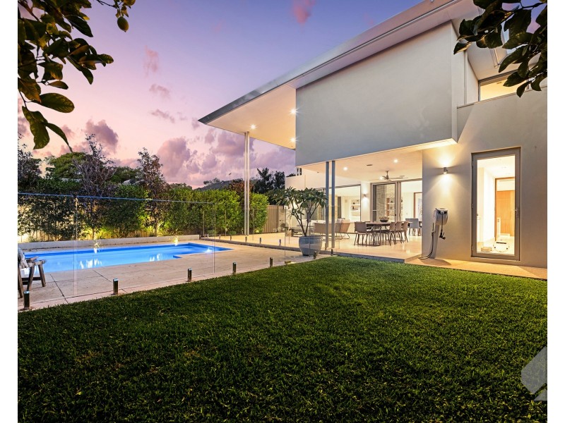 10 Kinross Road, Applecross WA 6153