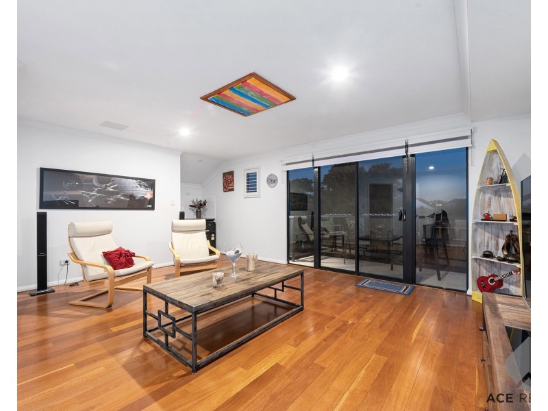 14B Dee Road, Applecross WA 6153