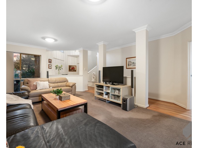 6/11 Macleod Road, Applecross WA 6153
