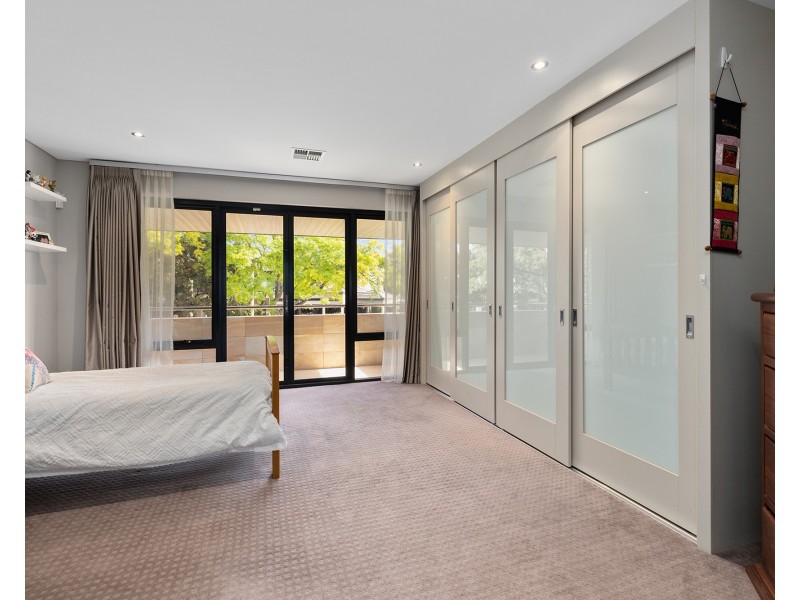 16A Nisbet Road, Applecross WA 6153