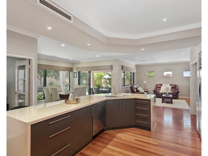 6A Hawkins Street, Mount Pleasant WA 6153