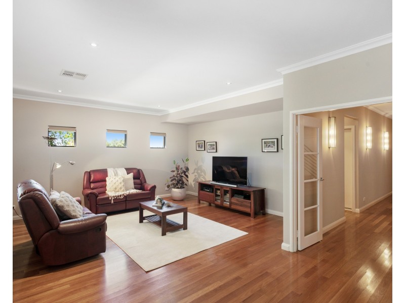 6A Hawkins Street, Mount Pleasant WA 6153