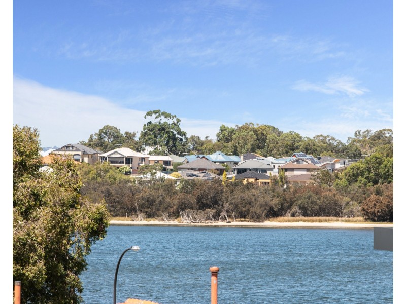 6A Hawkins Street, Mount Pleasant WA 6153