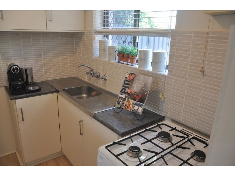 4/392 Canning Highway, Como WA 6152