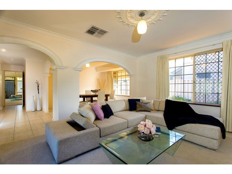 3a Glenelg Street, Applecross WA 6153