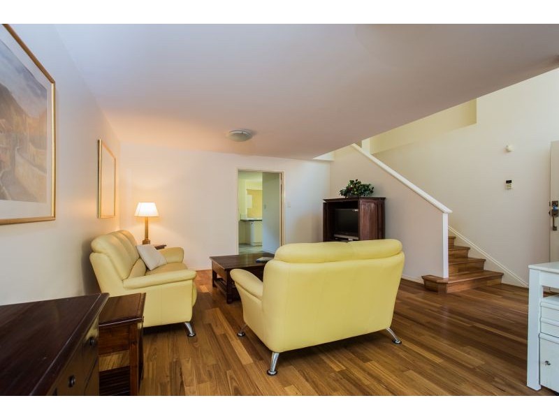 7/27 Mary Street, Como WA 6152
