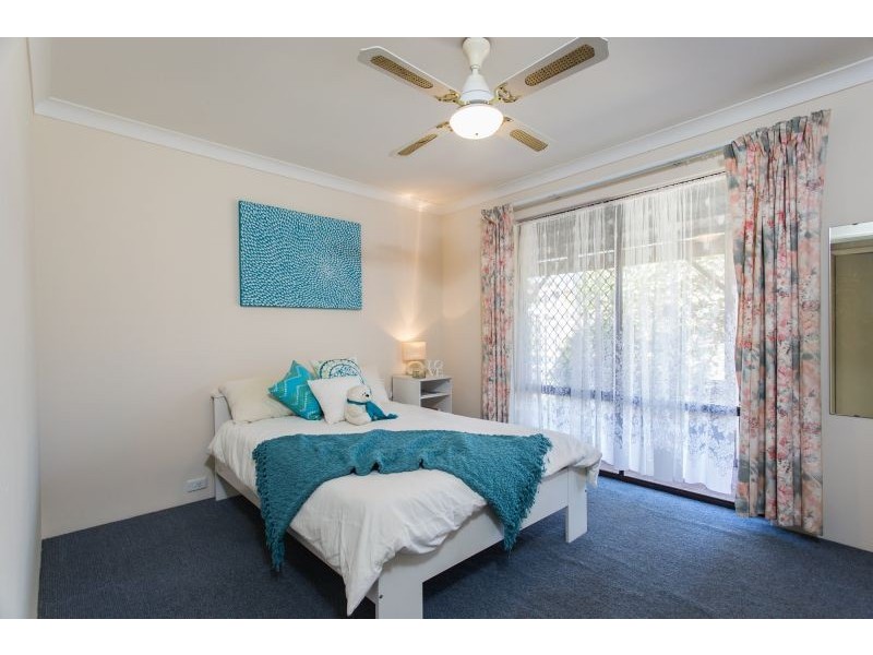 2 Sparrow Court, High Wycombe WA 6057