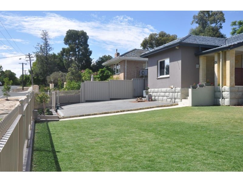 24 Alvah Street, St James WA 6102
