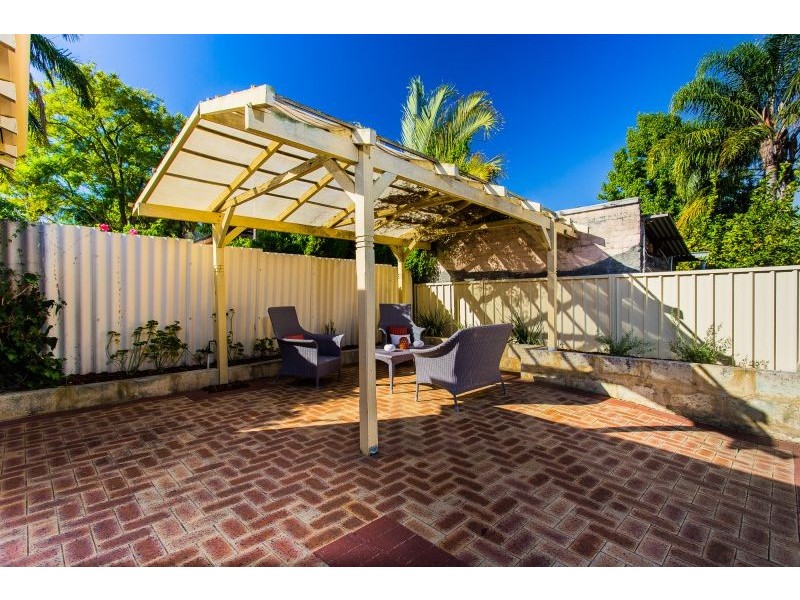 4/62 Axford Street, Como WA 6152