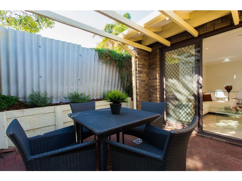 4/62 Axford Street, Como WA 6152
