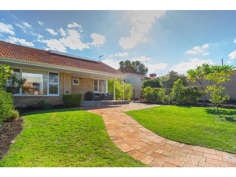 2/69 Park Street, Como WA 6152