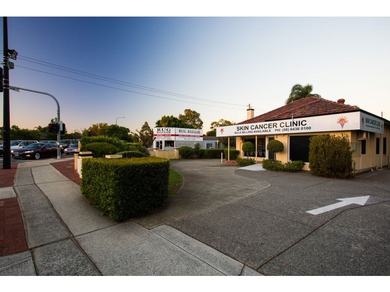 2 Barker Avenue, Como WA 6152