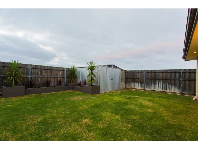 3 Newington Pass, Ellenbrook WA 6069