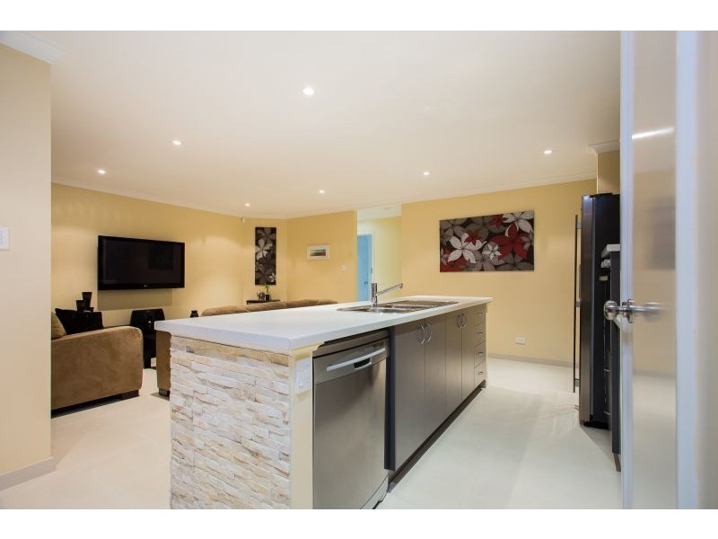 3 Newington Pass, Ellenbrook WA 6069