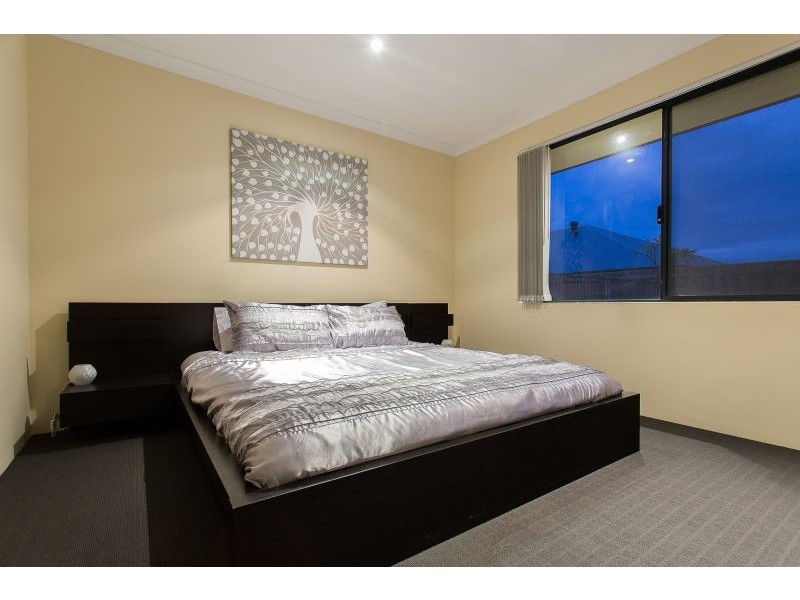 3 Newington Pass, Ellenbrook WA 6069