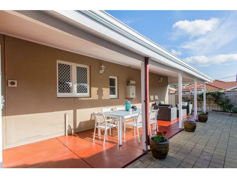 57A Walpole Street, St James WA 6102