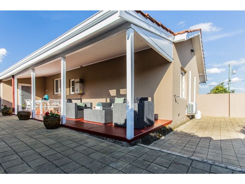 57A Walpole Street, St James WA 6102