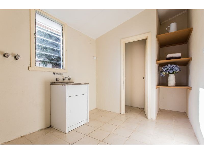 57A Walpole Street, St James WA 6102