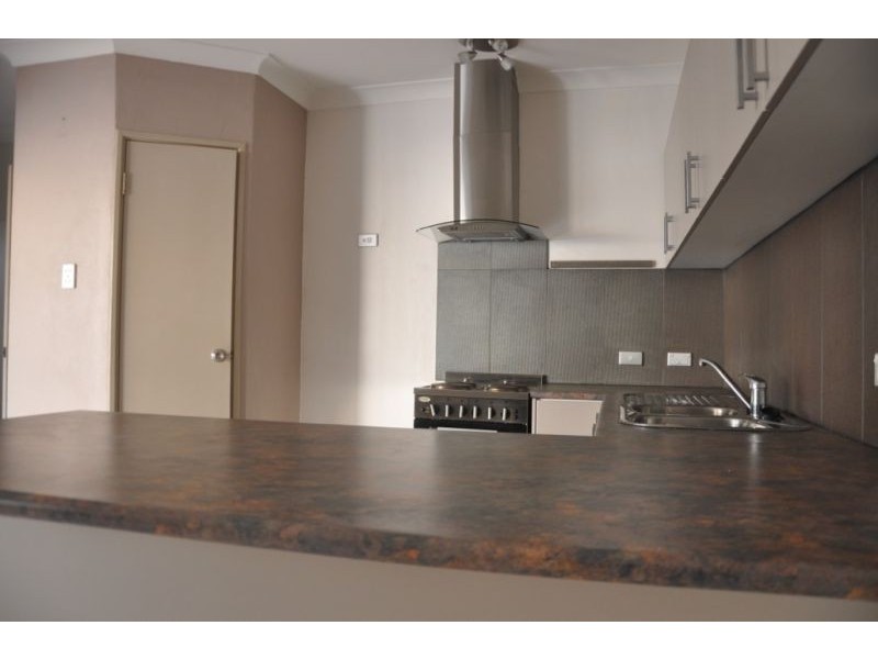 5/8 Tenth Avenue, Maylands WA 6051