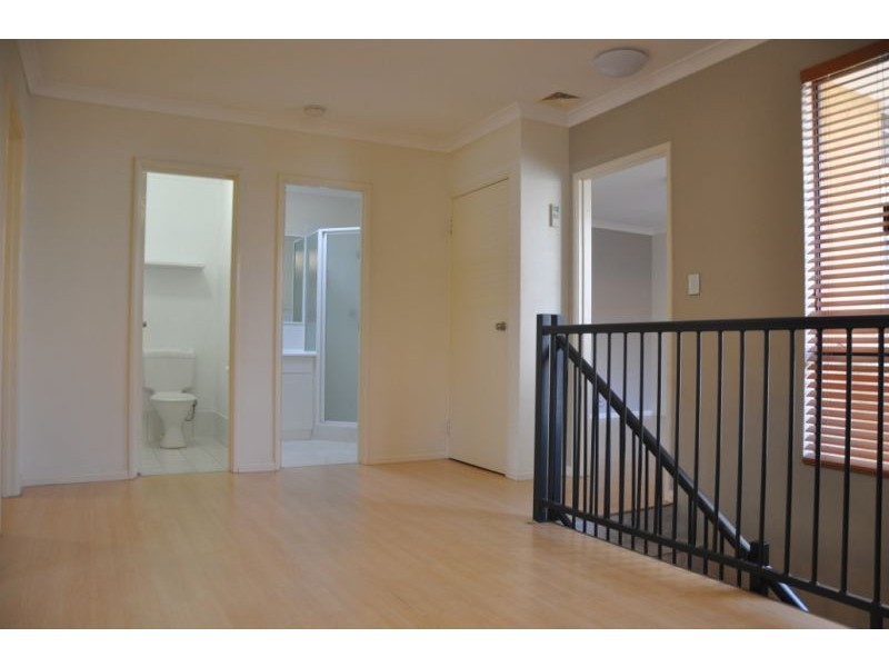 5/8 Tenth Avenue, Maylands WA 6051