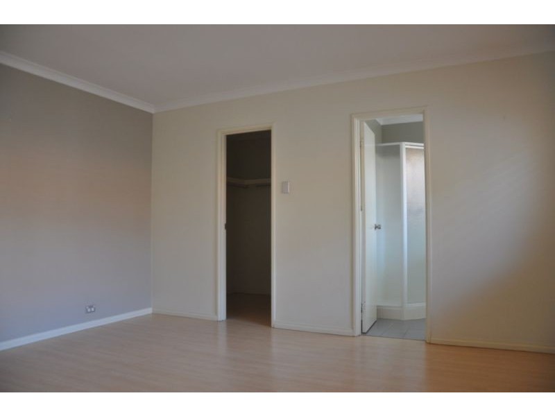 5/8 Tenth Avenue, Maylands WA 6051