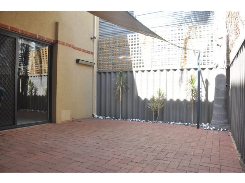 5/8 Tenth Avenue, Maylands WA 6051