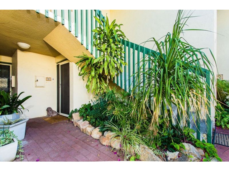 1/440 Canning Highway, Como WA 6152