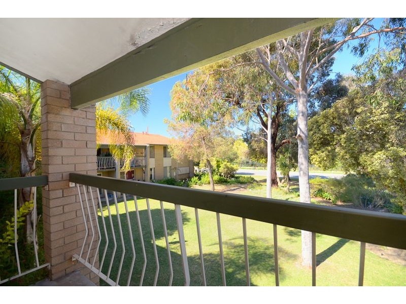 12/9 Clydesdale Street, Como WA 6152