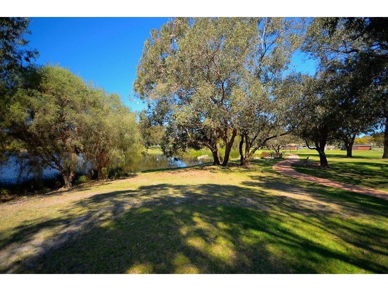 12/9 Clydesdale Street, Como WA 6152