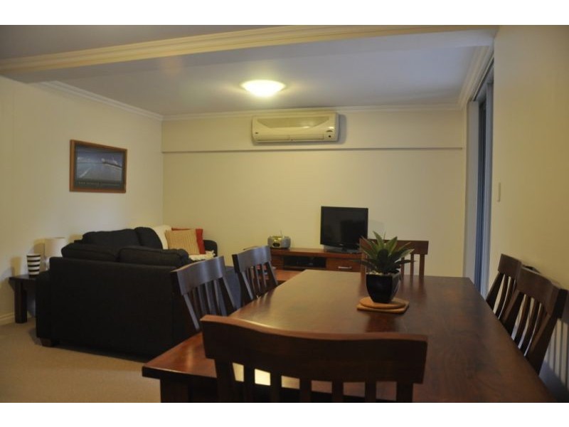 12/134 Mounts Bay Road, Perth WA 6000