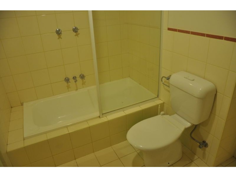 12/134 Mounts Bay Road, Perth WA 6000