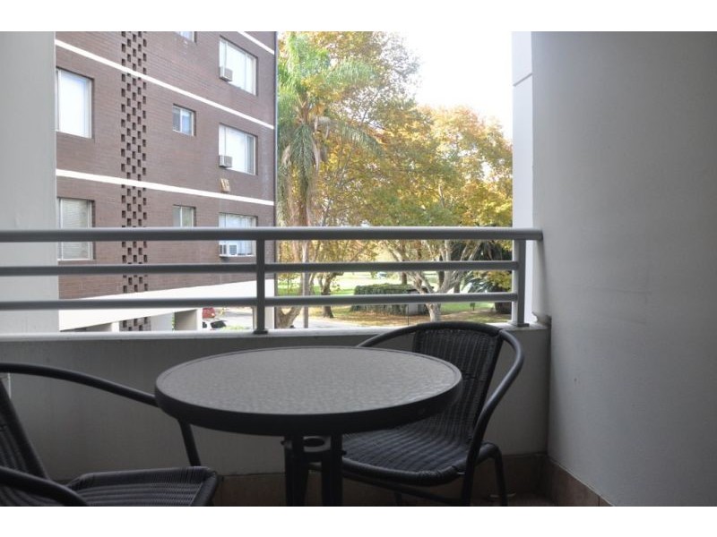 12/134 Mounts Bay Road, Perth WA 6000