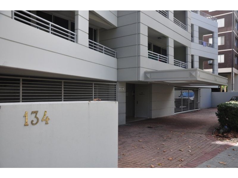 12/134 Mounts Bay Road, Perth WA 6000