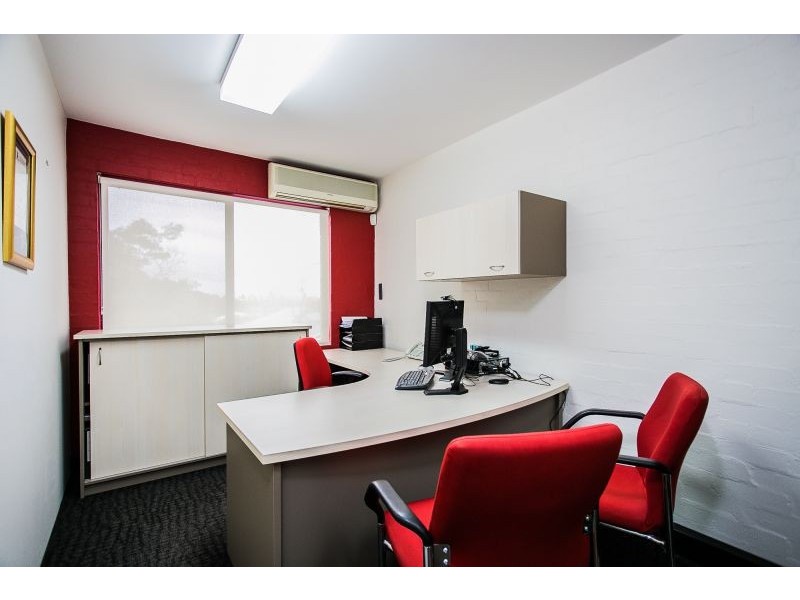 2-3/47 Monash Avenue, Como WA 6152