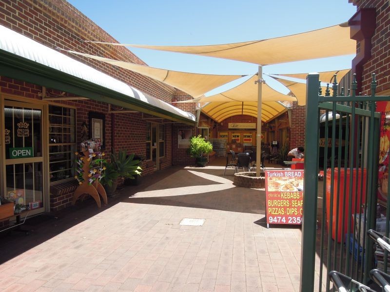 2/31 Hazel St, Como WA 6152