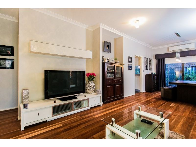 1/70 Strickland Street, South Perth WA 6151