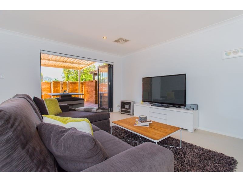 1/9 Baldwin Street, Como WA 6152