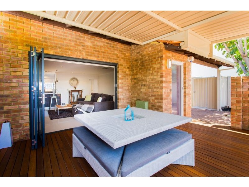 1/9 Baldwin Street, Como WA 6152