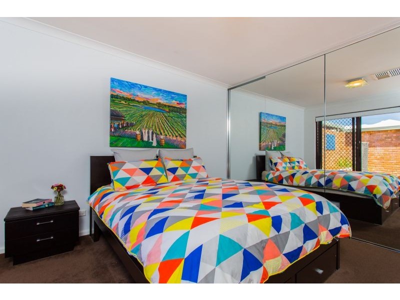 1/9 Baldwin Street, Como WA 6152