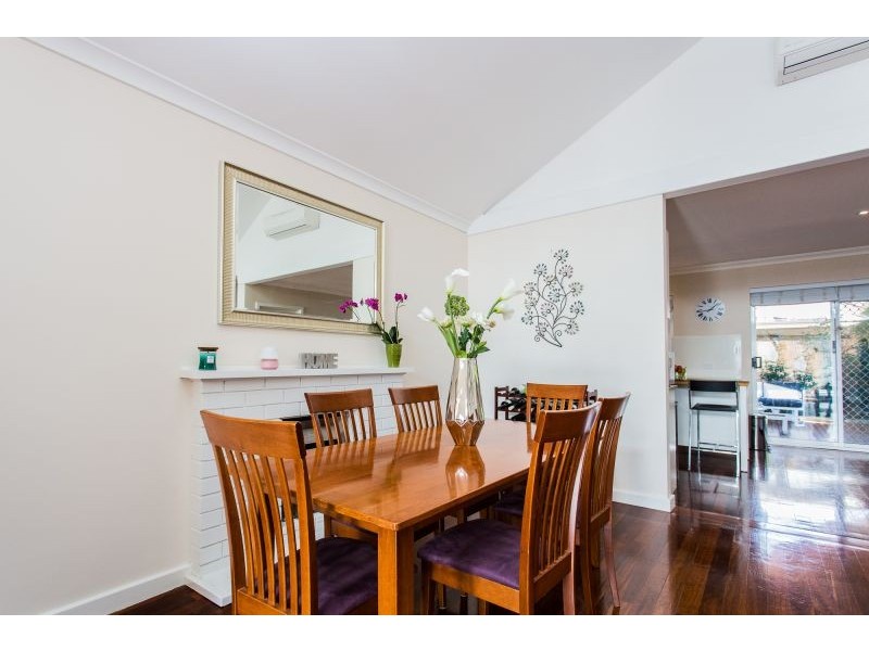 22 Fern Road, Wilson WA 6107