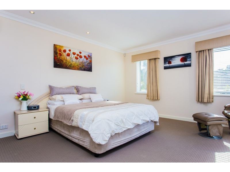 22 Fern Road, Wilson WA 6107