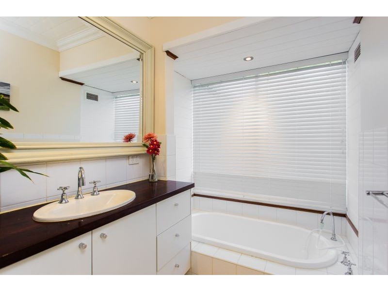 22 Fern Road, Wilson WA 6107