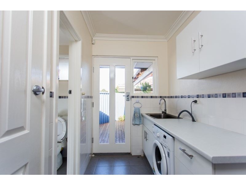 22 Fern Road, Wilson WA 6107