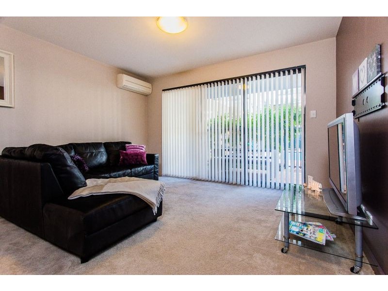 12/15 Tanunda Drive, Rivervale WA 6103