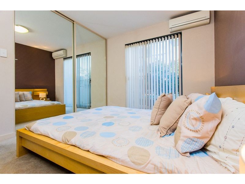 12/15 Tanunda Drive, Rivervale WA 6103